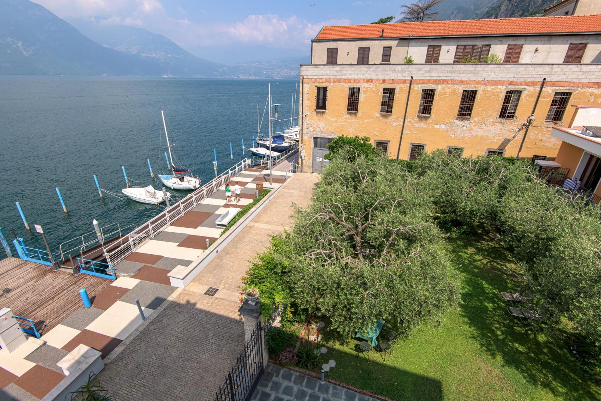 Residenza Di Prestigio In Riva Al Lago Marone Loft Dış mekan fotoğraf