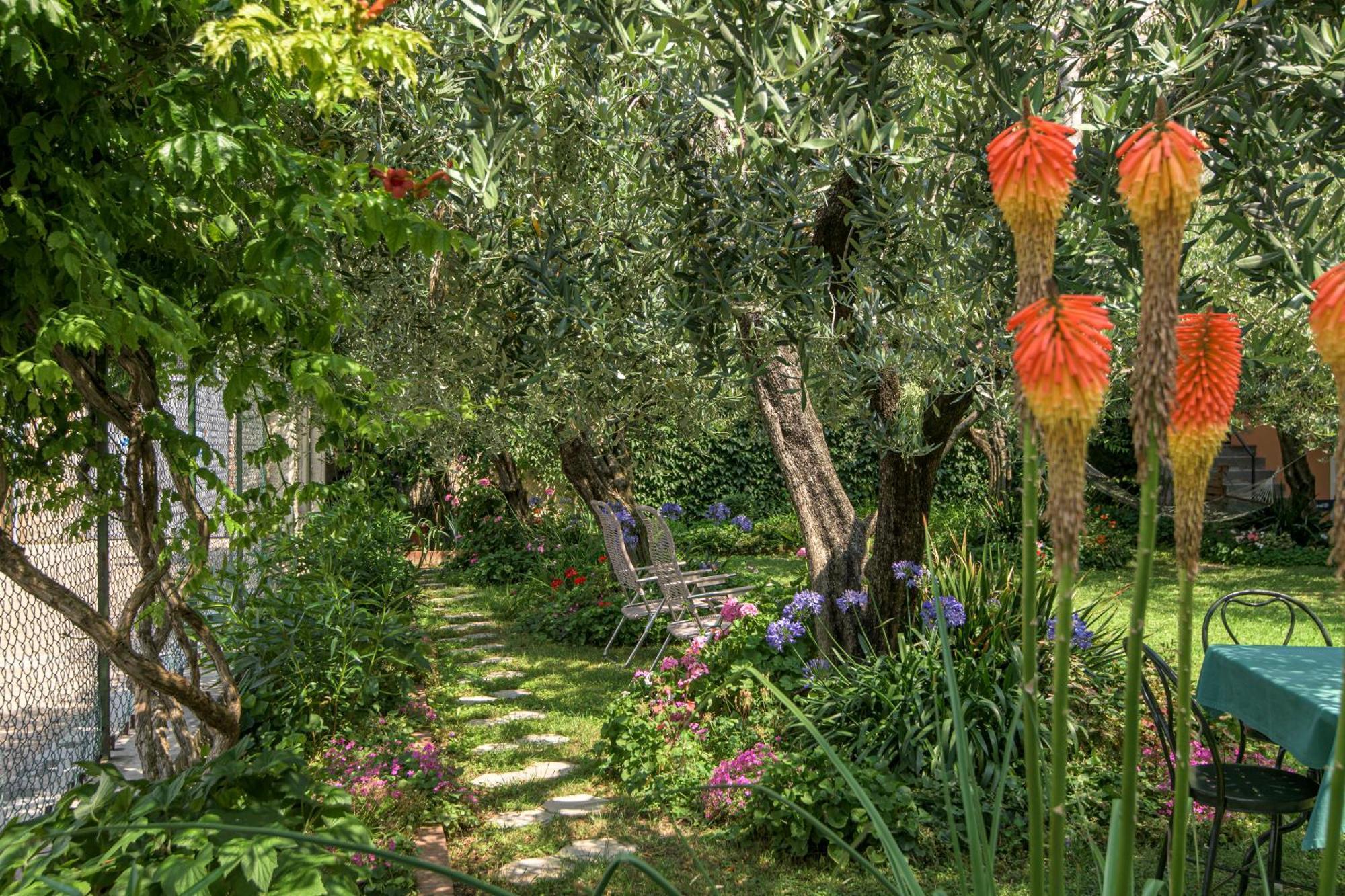 In Riva Al Lago Di Iseo Residenza Loft Marone Dış mekan fotoğraf